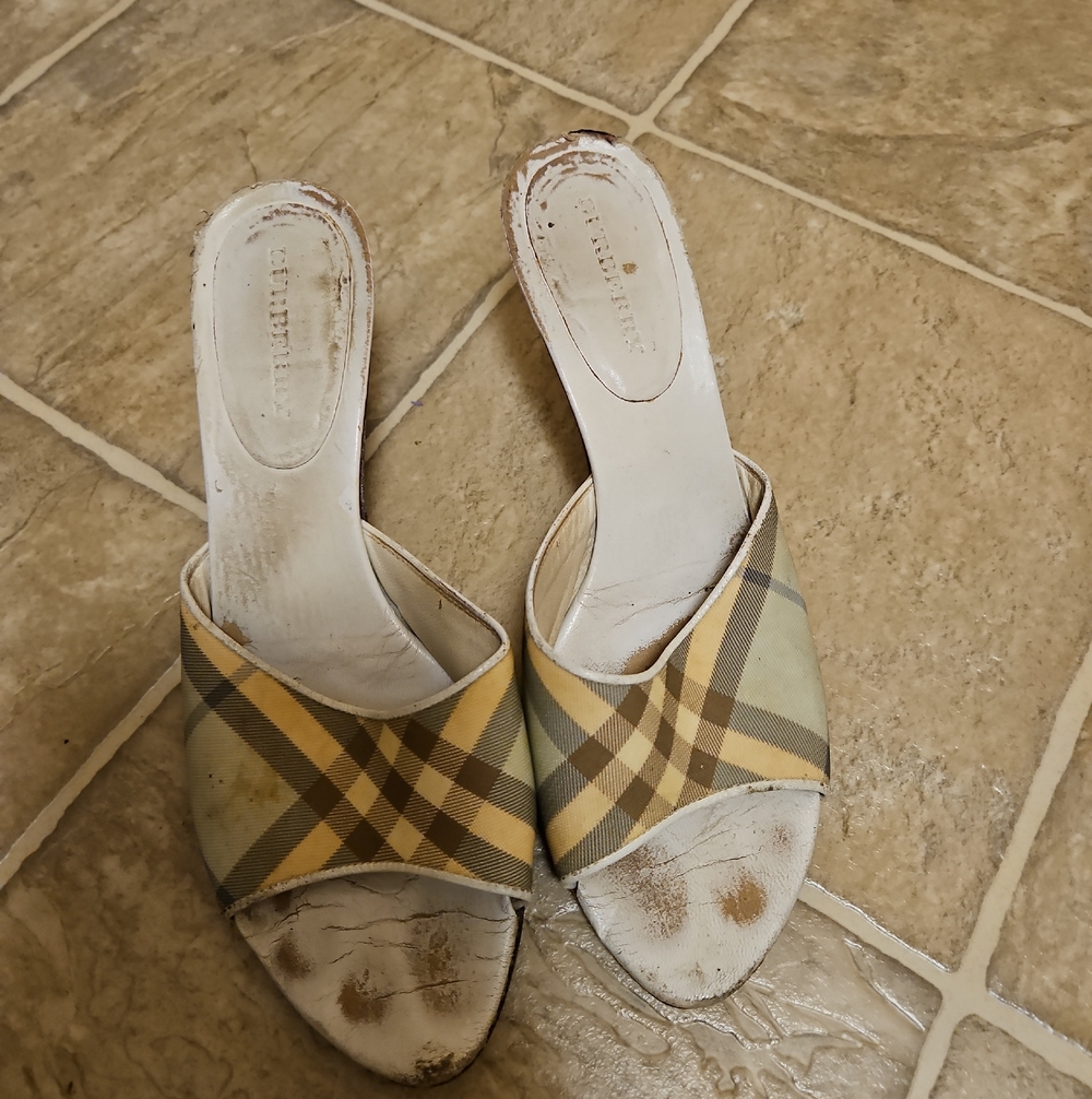 Burberry Plaid Open-Toe Slide Mules in Beige and Tan